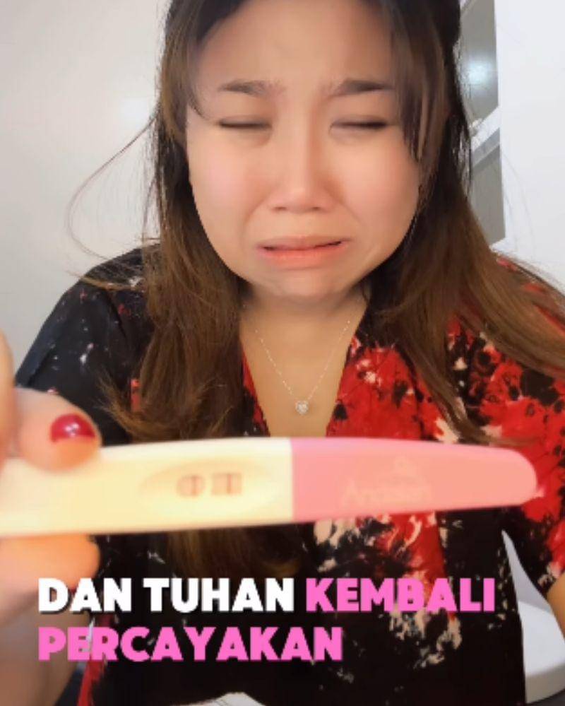 Instagram.com/@kikysaputrii